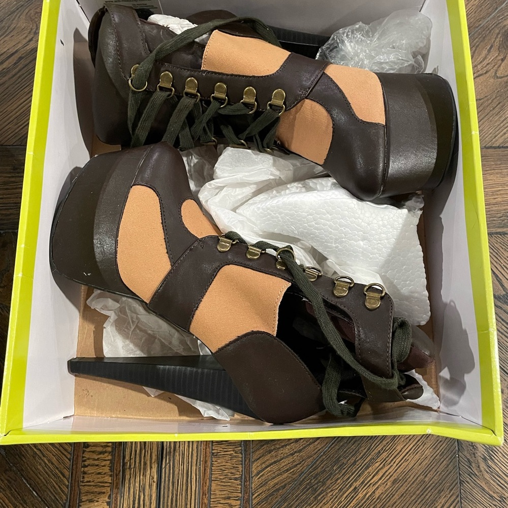 Women’s Paper Fox Roxie brown leather and tan platform boot heels